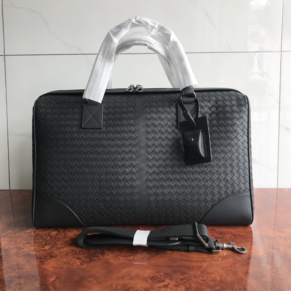 ボッテガヴェネタバッグ全体デザイン